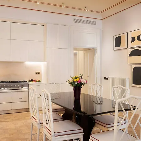 Lejlighed Readhostprofile&scan! Luxury 3-bedroom Retreat With Terrace
