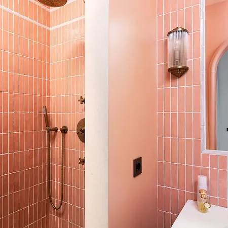 Appartement Readhostprofile&scan! Luxury 3-bedroom Retreat With Terrace *